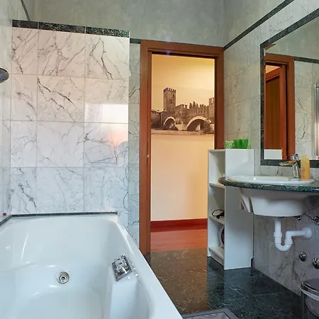 Residenza Scuderlando شقة فيرونا